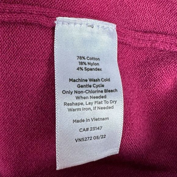 Talbots Raspberry Turtleneck Sweater size Medium Cotton blend - Picture 5 of 5